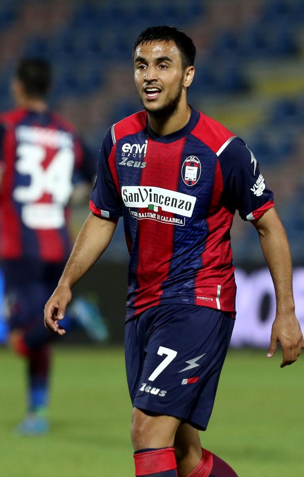  Adam Ounas 