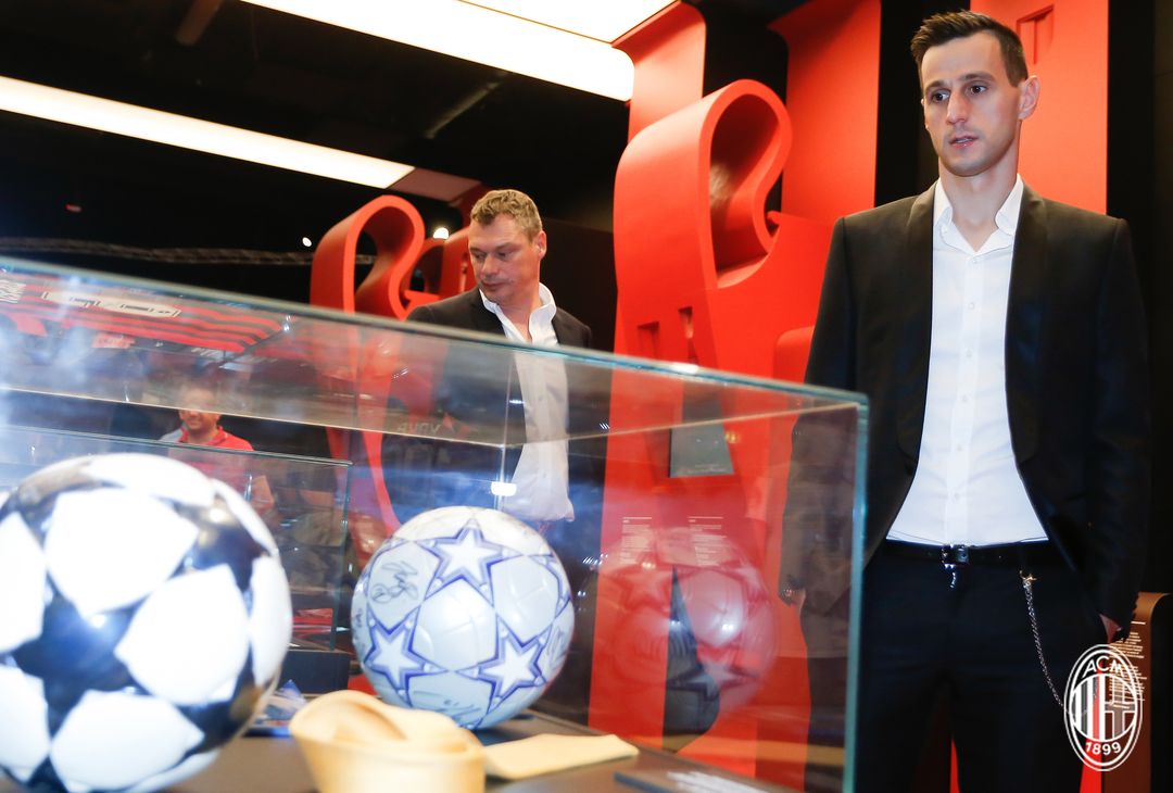 GALLERY – Kalinic al Milan: le foto dei suoi primi giorni rossoneri - immagine 8