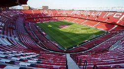 La Liga denuncia i cori e gli insulti cantati nel derby di Siviglia