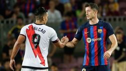 Invasione di campo per la foto con Lewa: Falcao facilita l’operazione…