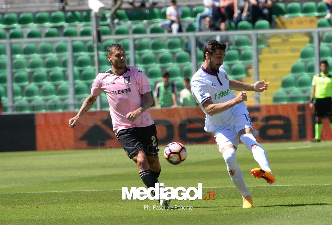  ipp/pasqualeponente
palermo 30/04/2017
campionato di calcio serie a 2016/17
palermo - fiorentina
davide astori e alessandro diamanti
italy photo press - world copyright 