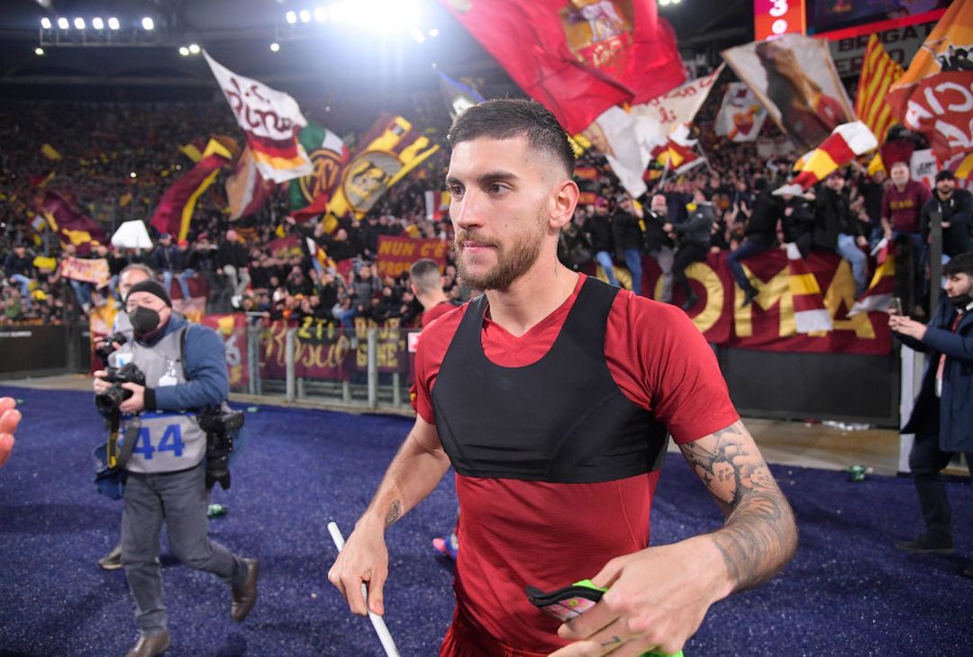 La Roma si scatena: Mancini con la bandiera, Abraham si spoglia – FOTO GALLERY - immagine 48