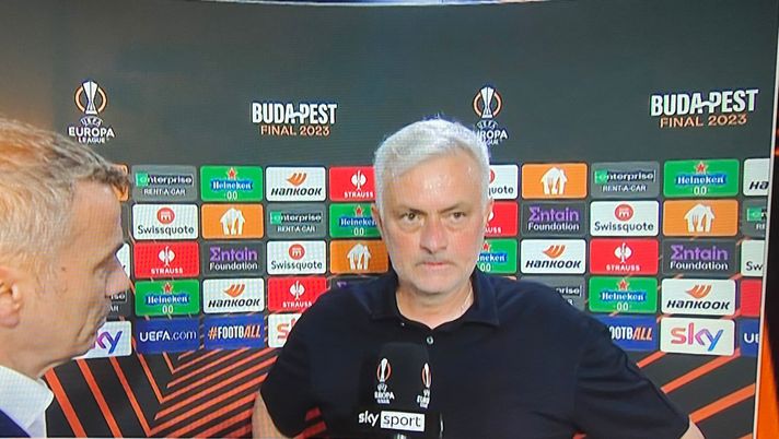 Mourinho: “L’arbitro sembrava spagnolo. Futuro? Non posso dire che rimango” - immagine 1