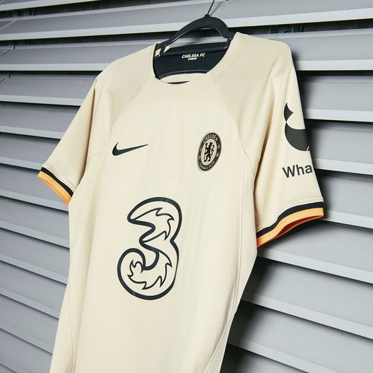 Terza maglia color sesamo: nella West London sbarca lo “Smart Chelsea” style- immagine 2