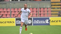 De Silvestri sfida la Fiorentina: “Ci mancano tre punti per l’ottavo posto”