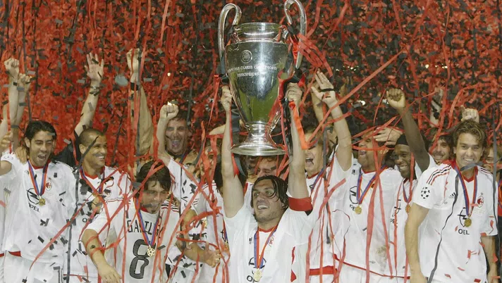 28 maggio 2003: il Milan vince la sua 6^ Champions League a Manchester (credits: GETTY Images)