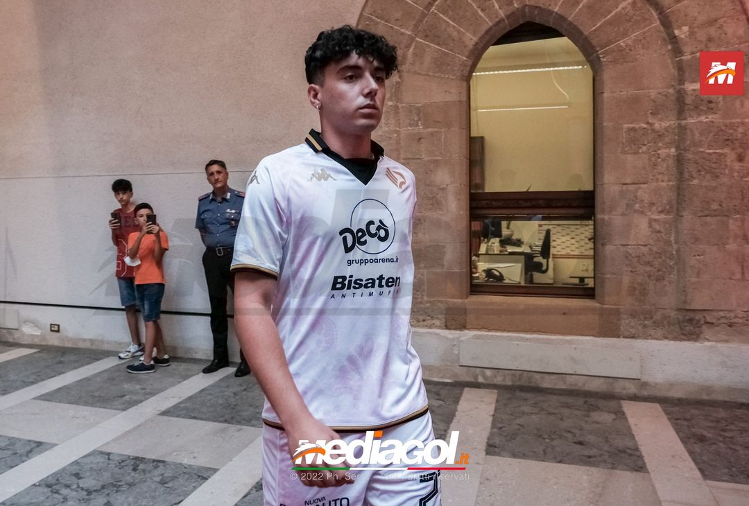 FOTO PALERMO, presentazione nuove maglie gara Palermo 2022/2023 (Gallery) - immagine 30