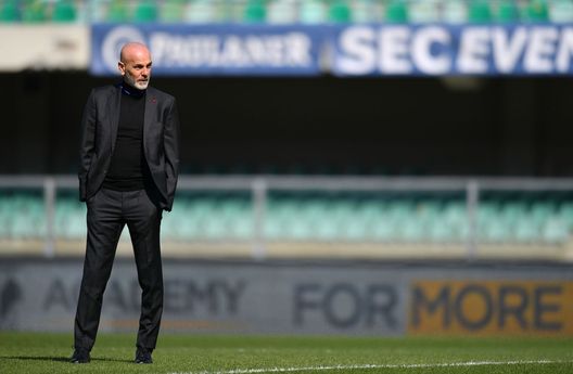 Stefano Pioli (allenatore AC Milan) raggiante per Verona-Milan 0-2 (Serie A 2020-2021) | News (Getty Images) Stefano Pioli AC Milan Verona-Milan