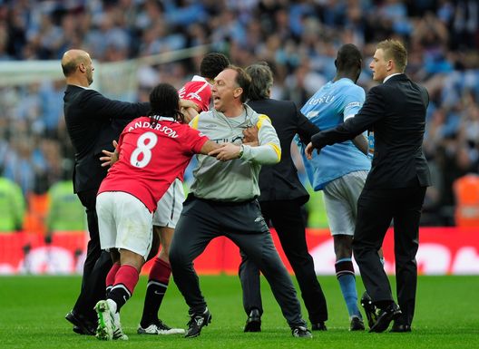 LONDON, ENGLAND - APRIL 16: Attilio Lombardo and David Platt of Man City clashes with Anderson of Man Utd at the final whistle during the FA Cup sponsored by E.ON semi final match between Manchester City and Manchester United at Wembley Stadium on April 16, 2011 in London, England. (Photo by Jamie McDonald/Getty Images) LONDON, ENGLAND - APRIL 16: Attilio Lombardo and David Platt of Man City clashes with Anderson of Man Utd at the final whistle during the FA Cup sponsored by E.ON semi final match between Manchester City and Manchester United at Wembley Stadium on April 16, 2011 in London, England. (Photo by Jamie McDonald/Getty Images)