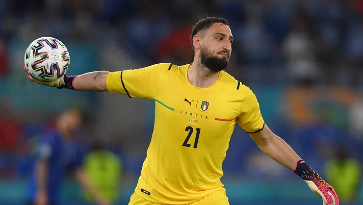 Gianluigi Donnarumma (Photo by Mike Hewitt/Getty Images)
