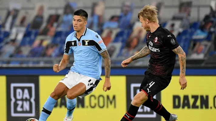 ROME, ITALY - JULY 04: Joaquin Correa of SS Lazio competes for the ball with Simon Kjaer of AC Milan during the Serie A match between SS Lazio and  AC Milan at Stadio Olimpico on July 04, 2020 in Rome, Italy. (Photo by Marco Rosi - SS Lazio/Getty Images)