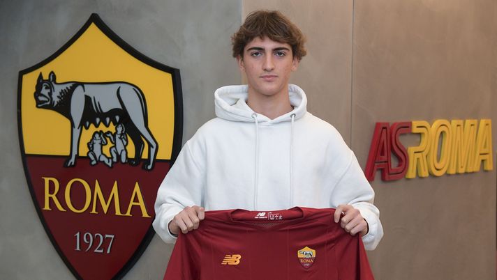 La Roma ufficializza Surricchio: giocherà con gli Under 17 – FOTO - immagine 1