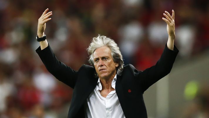RIO DE JANEIRO, BRAZIL - NOVEMBER 27: Jorge Jesus head coach of Flamengo reacts during the match against Ceara for the Brasileirao Series A 2019 at Maracana Stadium on November 27, 2019 in Rio de Janeiro, Brazil.(Photo by Bruna Prado/Getty Images)  RIO DE JANEIRO, BRAZIL - NOVEMBER 27: Jorge Jesus head coach of Flamengo reacts during the match against Ceara for the Brasileirao Series A 2019 at Maracana Stadium on November 27, 2019 in Rio de Janeiro, Brazil.(Photo by Bruna Prado/Getty Images)