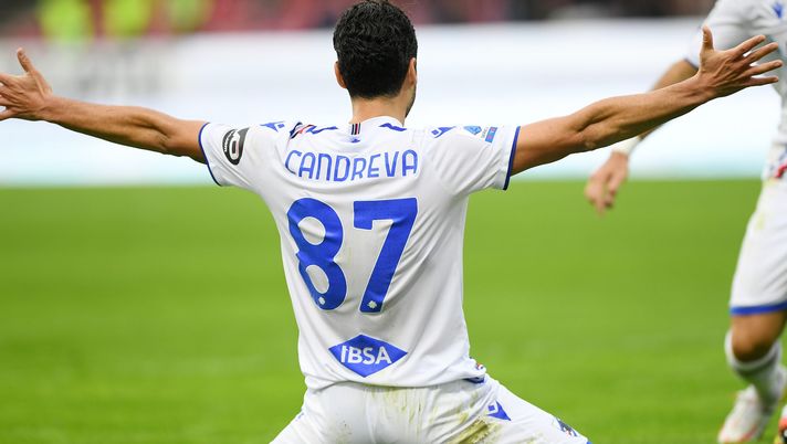 SALERNO, ITALY - NOVEMBER 21: Antonio Candreva of UC Sampdoria celebrates after scoring the 0-2 goal during the Serie A match between US Salernitana and UC Sampdoria at Stadio Arechi on November 21, 2021 in Salerno, Italy. (Photo by Francesco Pecoraro/Getty Images) Fantacalcio Sampdoria, gli aggiornamenti sulle condizioni di Candreva - immagine 1
