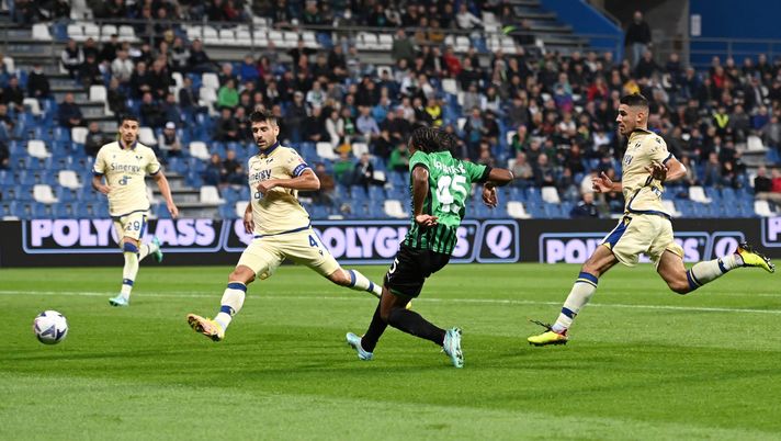 GETTY IMAGES Sassuolo-Verona 2-1, i gialloblù si fanno rimontare e perdono anche a Reggio Emilia - immagine 1