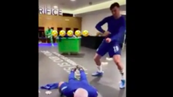 VIDEO Champions League, Chelsea in finale: Mount si scatena con un membro dello staff