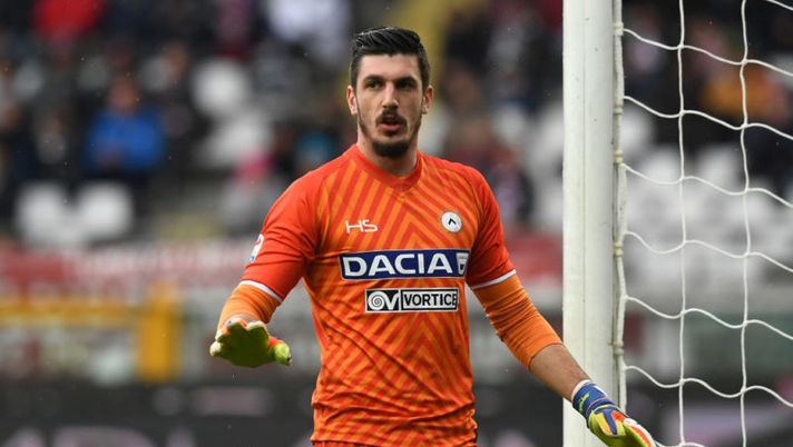TURIN, ITALY - APRIL 02: Simone Scuffet of Udinese Calcio looks on during the Serie A match between FC Torino and Udinese Calcio at Stadio Olimpico di Torino on April 2, 2017 in Turin, Italy. (Photo by Valerio Pennicino/Getty Images) Udinese, Delneri chiarisce: “Scuffet a riposo: ecco quando tornerà ad essere titolare” - immagine 1