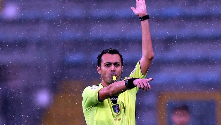EMPOLI, ITALY - FEBRUARY 05: Marco Di Bello referee during the Serie A match between Empoli FC and FC Torino at Stadio Carlo Castellani on February 5, 2017 in Empoli, Italy.  (Photo by Gabriele Maltinti/Getty Images)