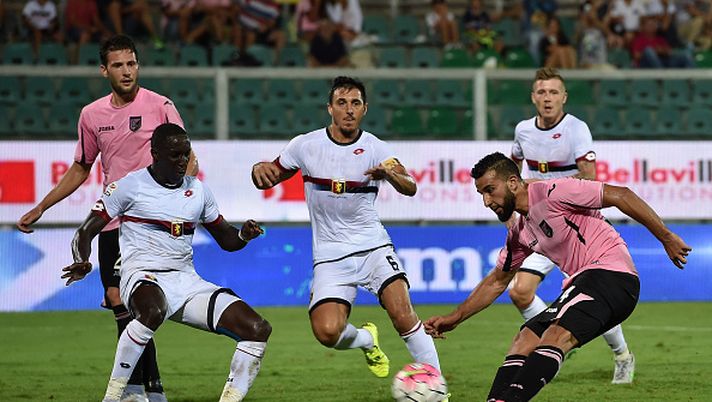 Palermo-Genoa 1-0: il gol all'ultimo respiro di El Kaoutari fa esplodere di gioia i tifosi del Barbera 