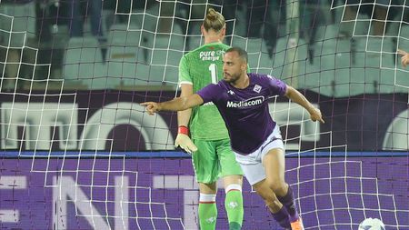 FLORENCE, ITALY - AUGUST 18: Arthur Mendonça Cabral of ACF Fiorentina celebrates after scoring a goal during the UEFA Europa Conference League 2022/23 Play-offs First Leg match between ACF Fiorentina and FC Twente at Artemio Franchi on August 18, 2022 in Florence, Italy. (Photo by Gabriele Maltinti/Getty Images) Cabral