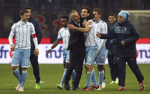 Stefano Pioli e Marco Parolo ai tempi della Lazio dopo una vittoria in Coppa Italia proprio in casa del Milan | AC Milan News (Getty Images) Pioli Parolo Milan-Lazio