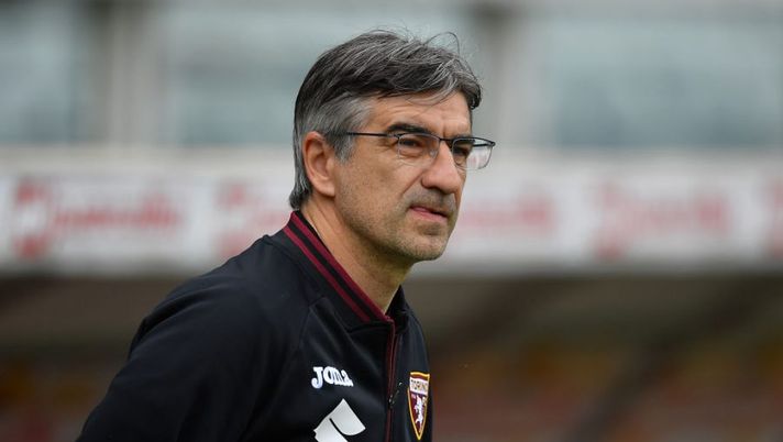 TURIN, ITALY - APRIL 23:  Torino FC head coach Ivan Juric looks on during the Serie A match between Torino FC and Spezia Calcio at Stadio Olimpico di Torino on April 23, 2022 in Turin, Italy.  (Photo by Valerio Pennicino/Getty Images)  Juric: “Bremer in dubbio, il motivo! Chi gioca davanti, Belotti, Pobega, Pjaca, Berisha, Brekalo, i rigori…” - immagine 1