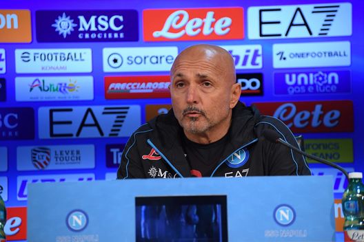 spalletti (Photo by SSC NAPOLI/SSC NAPOLI via Getty Images) Spalletti: “Ci girano le scatole per il KO di Milano, domani 3-4 cambi. Rrahmani ok”- immagine 2
