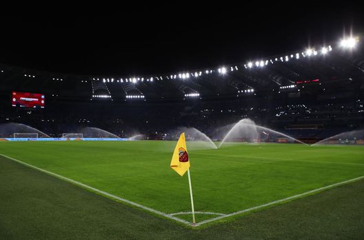 (Photo by Paolo Bruno/Getty Images) Roma senza curva nel derby? Il rischio c’è dopo i cori sul Vesuvio…- immagine 2