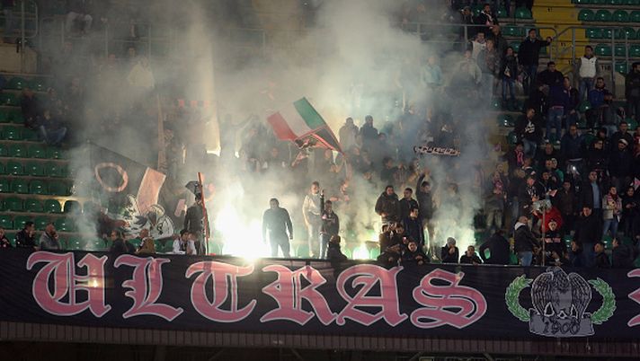 Crisi Palermo: gli ultras sul piede di guerra. I gruppi si riuniscono per decidere Crisi Palermo: gli ultras sul piede di guerra. I gruppi si riuniscono per decidere