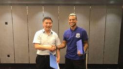 UFFICIALE – Regalo di compleanno a sei zeri per Guarin: rinnovo con lo Shanghai
