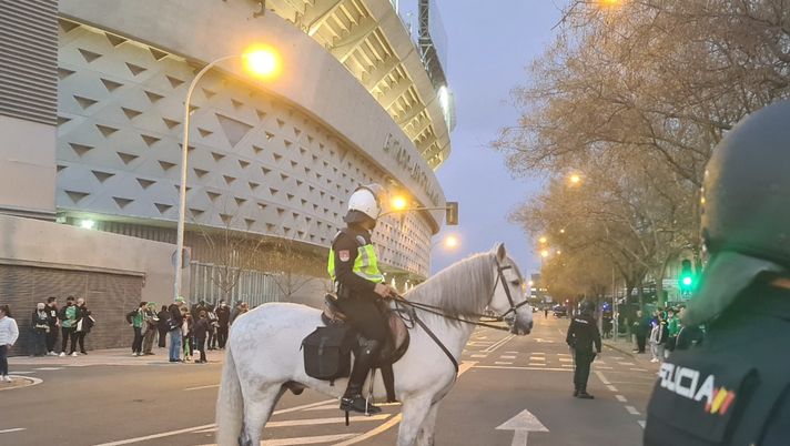 Siviglia-Betis, 750 soldati garantiranno la sicurezza di un derby ad alto rischio Siviglia-Betis, 750 soldati garantiranno la sicurezza di un derby ad alto rischio - immagine 1
