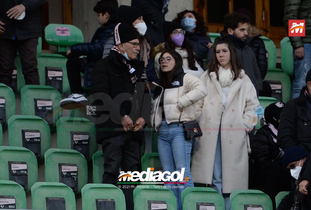 FOTO, i tifosi allo stadio per Palermo – Bari 0-0 (Gallery) - immagine 31