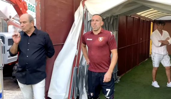 Salernitana, Ribery: “Darò il massimo per conquistare la salvezza” Salernitana, Ribery: “Darò il massimo per conquistare la salvezza”