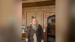 VIDEO Lazio: gli auguri social del presidente Lotito, ma il suo outfit scatena il web…