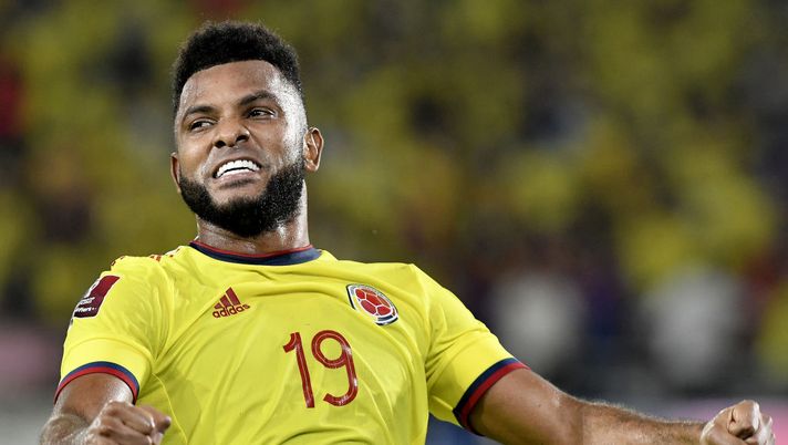 BARRANQUILLA, COLOMBIA - SEPTEMBER 09: Miguel Borja of Colombia celebrates after scoring the second goal of his team during a match between Colombia and Chile as part of South American Qualifiers for Qatar 2022 at Estadio Metropolitano on September 09, 2021 in Barranquilla, Colombia. (Photo by Gabriel Aponte/Getty Images) BARRANQUILLA, COLOMBIA - SEPTEMBER 09: Miguel Borja of Colombia celebrates after scoring the second goal of his team during a match between Colombia and Chile as part of South American Qualifiers for Qatar 2022 at Estadio Metropolitano on September 09, 2021 in Barranquilla, Colombia. (Photo by Gabriel Aponte/Getty Images)