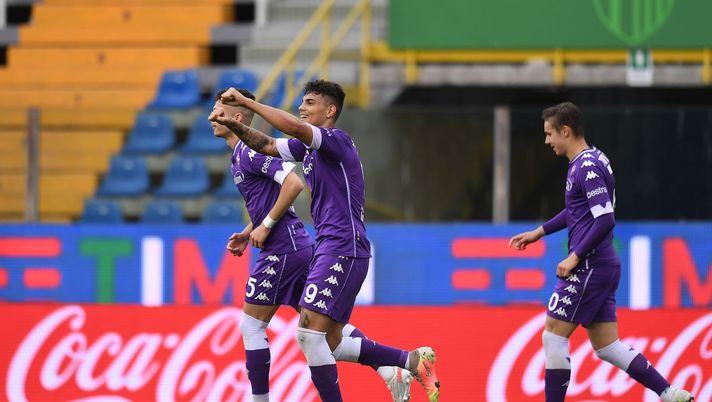 PARMA, ITALY - APRIL 28: Samuele Spallutto of ACF Fiorentina  celebrates after scoring the opening goal during the Primavera TIM Cup Final match between ACF Fiorentina and SS Lazio at Ennio Tardini Stadium on April 28, 2021 in Parma, Italy. (Photo by Alessandro Sabattini/Getty Images) 