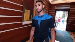 «Napoli, Ghoulam tornerà ad allenarsi tra un mese»