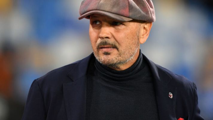 NAPLES, ITALY - OCTOBER 28: Sinisa Mihajlovic Bologna FC coach during the Serie A match between SSC Napoli and Bologna FC at Stadio Diego Armando Maradona on October 28, 2021 in Naples, Italy. (Photo by Francesco Pecoraro/Getty Images) Mihajlovic: “Avremo 11 giocatori più qualche cambio: due rientri, due out e nuovi positivi” - immagine 1