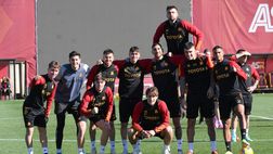 Trigoria, continuano le sfide in famiglia: la squadra di Baldanzi vince la partitella