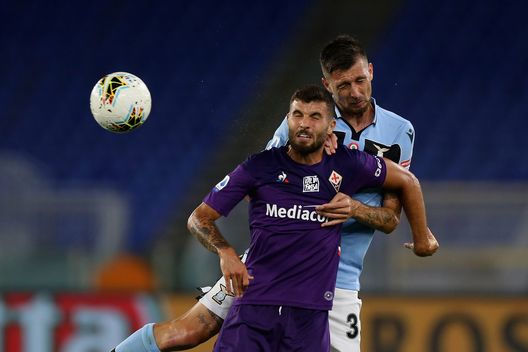 Francesco Acerbi sfida la Fiorentina Francesco Acerbi sfida la Fiorentina