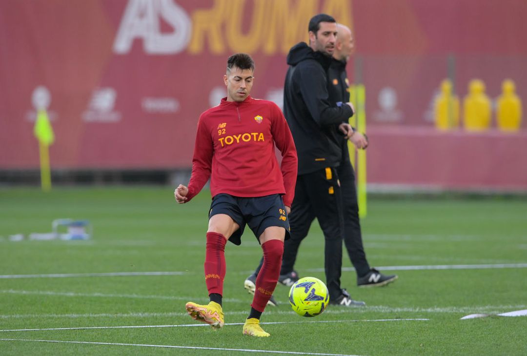 Trigoria, ripresa dopo Milan-Roma: gol di Solbakken. C’è Karsdorp – FOTO GALLERY - immagine 25