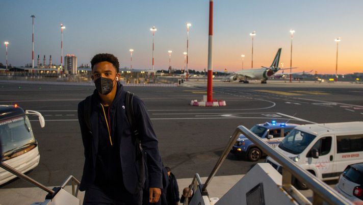 Il Kortrijk presenta Reynolds: le prime foto dell’americano con la nuova maglia - immagine 1