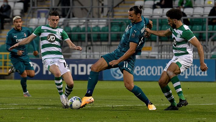 TALLAGHT, IRELAND - SEPTEMBER 17: Gary O'Neil of Shamrock Rovers battles for possession with Zlatan Ibrahimovic of AC Milan during the UEFA Europa League second qualifying round match between Shamrock Rovers and AC Milan at Tallaght Stadium on September 17, 2020 in Tallaght, Ireland. (Photo by Charles McQuillan/Getty Images) TALLAGHT, IRELAND - SEPTEMBER 17: Gary O'Neil of Shamrock Rovers battles for possession with Zlatan Ibrahimovic of AC Milan during the UEFA Europa League second qualifying round match between Shamrock Rovers and AC Milan at Tallaght Stadium on September 17, 2020 in Tallaght, Ireland. (Photo by Charles McQuillan/Getty Images)
