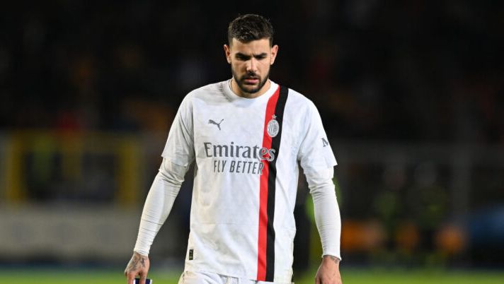 LECCE, ITALY - NOVEMBER 11: Theo Hernandez of AC Milan reacts at the end of the Serie A TIM match between US Lecce and AC Milan at Stadio Via del Mare on November 11, 2023 in Lecce, Italy. (Photo by Claudio Villa/AC Milan via Getty Images) Voti fantacalcio: la scelta su Jovic! Theo più di Giroud, bocciati Thiaw e Krstovic - immagine 1