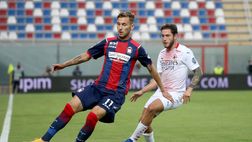 Crotone, Dragus positivo al coronavirus: squadra in isolamento prima della Juventus