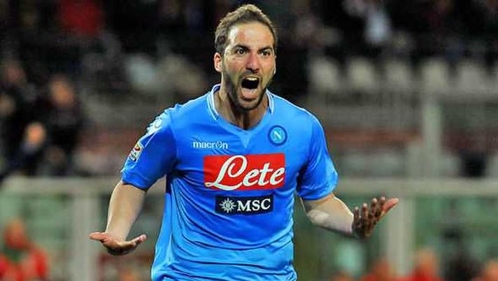 VIDEO Amarcord Fiorentina-Napoli: il club azzurro ricorda la vittoria del 2014 fiorentina napoli higuain