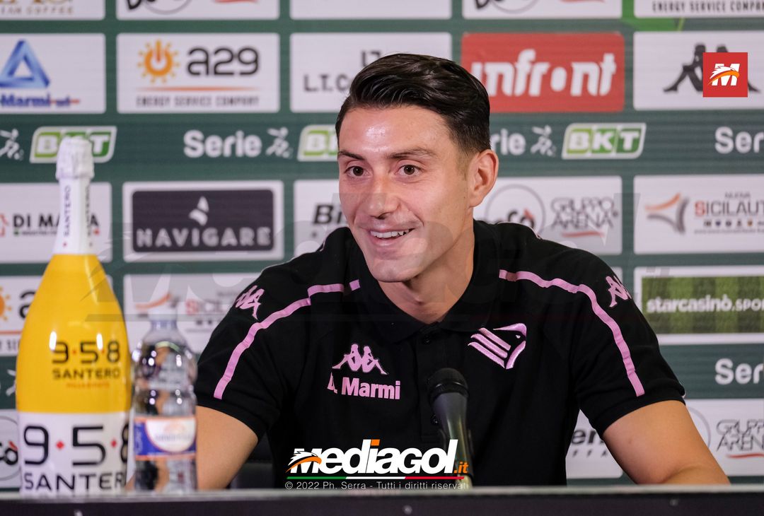 FOTO PALERMO, Ionuț Nedelcearu presentato in conferenza stampa (Gallery) - immagine 13