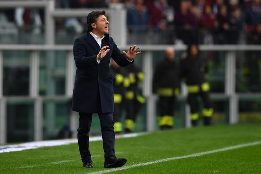  TURIN, ITALY - NOVEMBER 10: Torino FC head coach Walter Mazzari reacts during the Serie A match between Torino FC and Parma Calcio at Stadio Olimpico di Torino on November 10, 2018 in Turin, Italy. (Photo by Valerio Pennicino/Getty Images) 