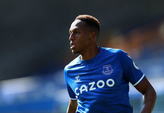 (Photo by Alex Livesey/Getty Images) Premier League, Benitez incredulo: “Ho solo 9 giocatori ma ci fanno giocare…”- immagine 2