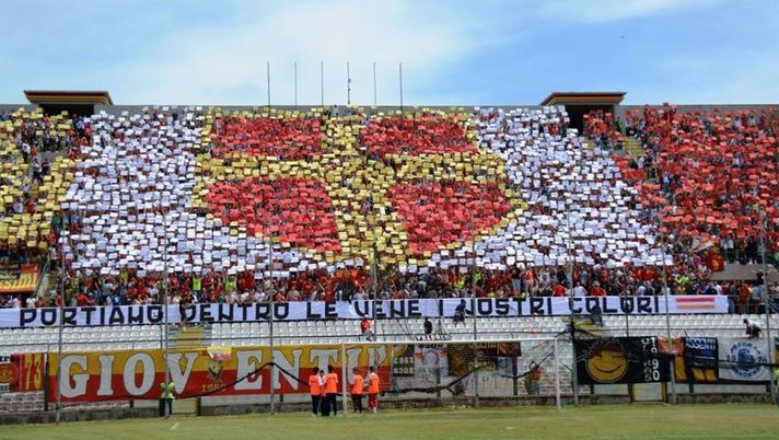 I tifosi del Messina e il derby dello Stretto I tifosi del Messina e il derby dello Stretto